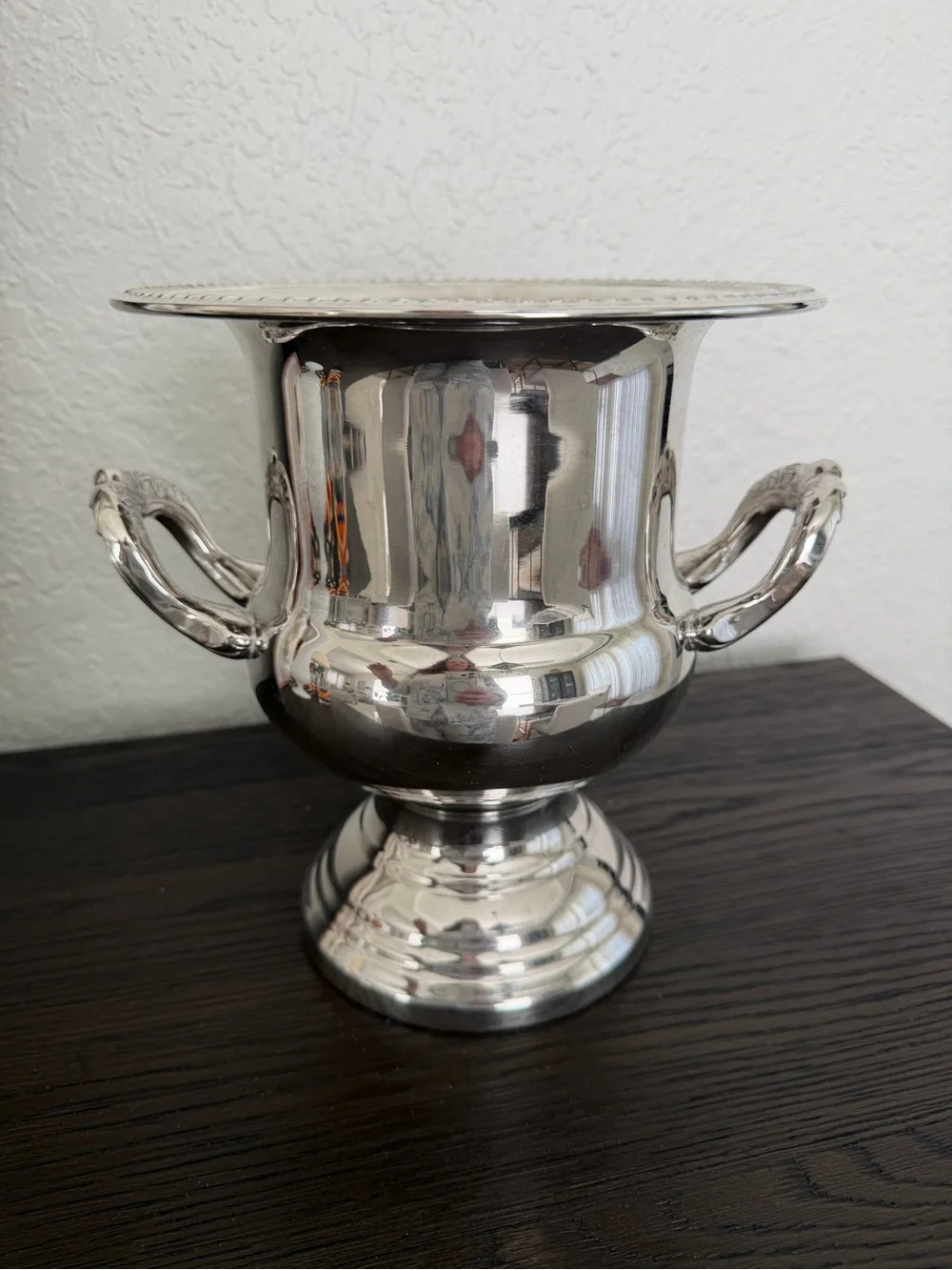 Vintage Sheridan Silverplate Trophy Style Champagne Wine Chiller Ice Bucket